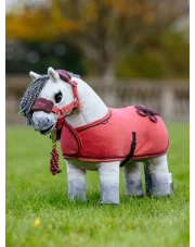 LeMieux zabawka derka polarowa dla kucyka Cranberry